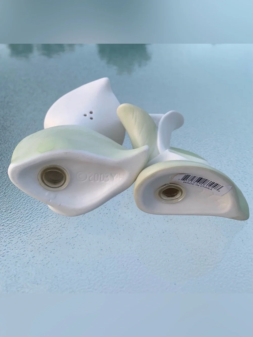 Calla Lily Porcelain Ceramic Salt and Pepper Shakers Set
